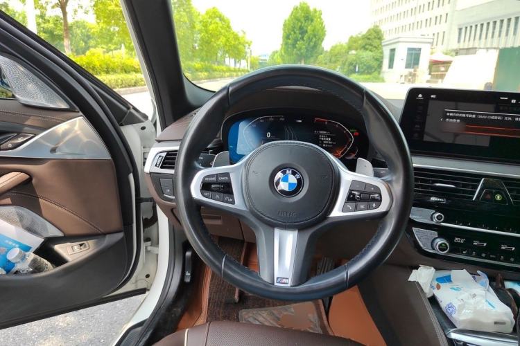 Used BMW 5 Series 2021 530Li Leading Model M Sport Package Steering Wheel