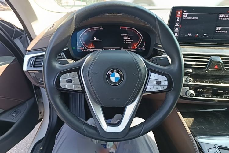Used BMW 5 Series 2021 525Li Luxury Package Steering Wheel