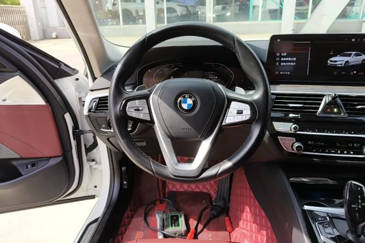 Used BMW 5 Series 2021 530Li Leading Luxury Package Steering Wheel