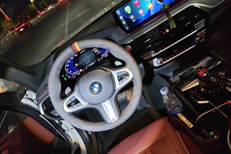 Used BMW 5 Series 2021 530Li Leading Model M Sport Package Steering Wheel