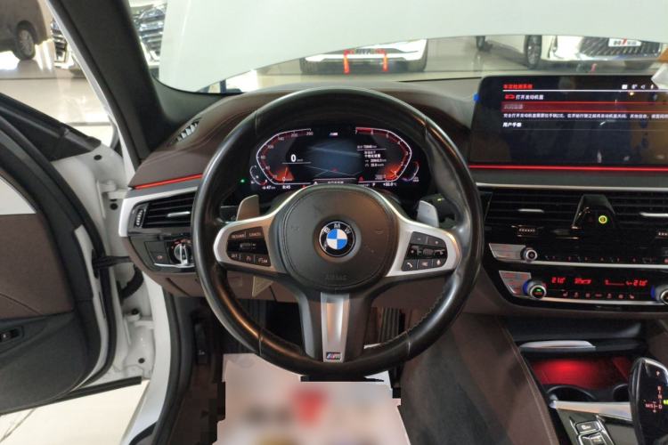 Used BMW 5 Series 2021 530Li Leading Model M Sport Package Steering Wheel