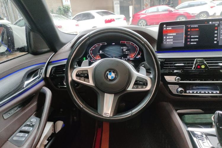 Used BMW 5 Series 2021 530Li Luxury Edition M Sport Package Steering Wheel