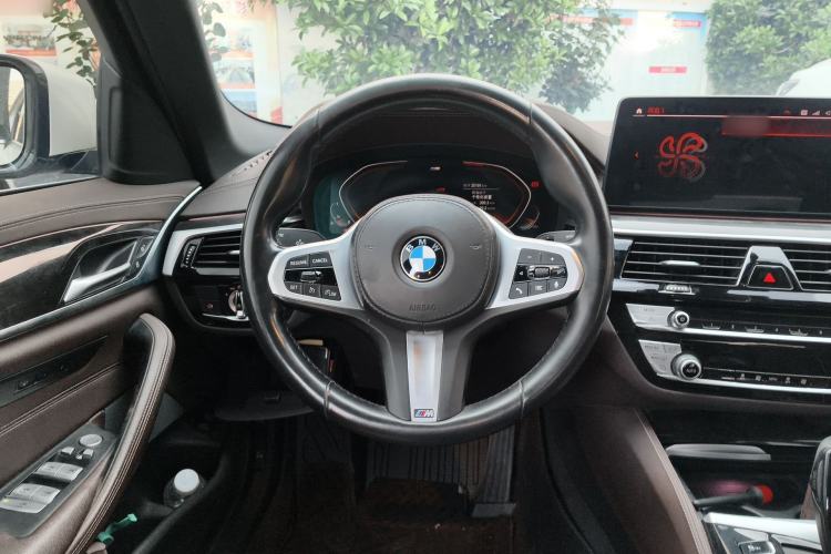 Used BMW 5 Series 2021 525Li M Sport Package Steering Wheel
