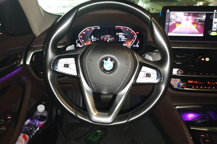 Used BMW 5 Series 2021 530Li Leading Luxury Package Steering Wheel