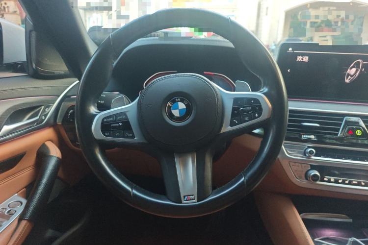 Used BMW 5 Series 2021 530Li Luxury Edition M Sport Package Steering Wheel