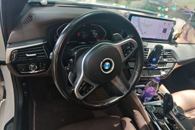 Used BMW 5 Series 2021 530Li Luxury Edition M Sport Package Steering Wheel