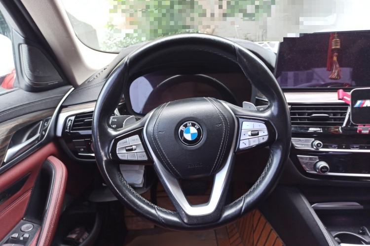 Used BMW 5 Series 2021 530Li Luxury Edition Premium Package Steering Wheel