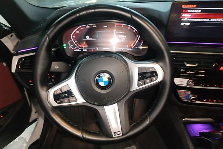 Used BMW 5 Series 2021 525Li M Sport Package Steering Wheel