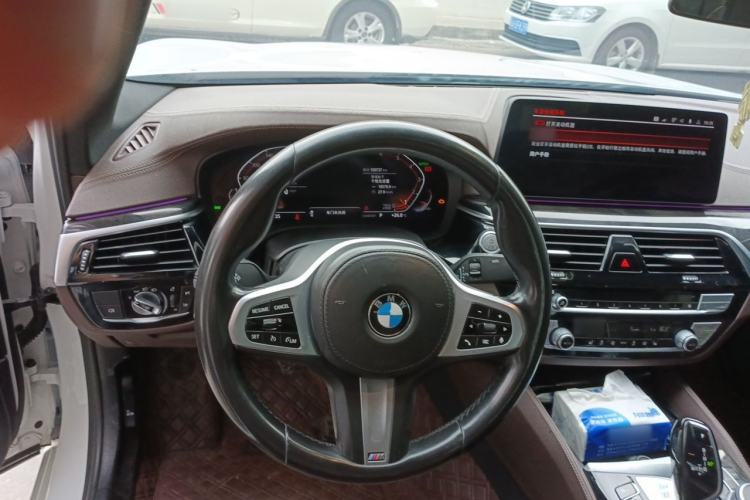 Used BMW 5 Series 2021 525Li M Sport Package Steering Wheel