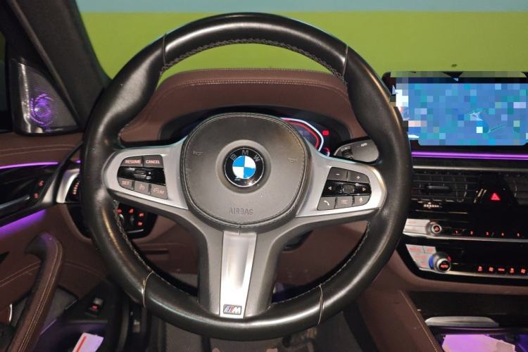 Used BMW 5 Series 2021 525Li M Sport Package Steering Wheel