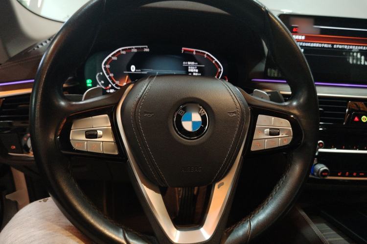 Used BMW 5 Series 2021 530Li Leading Luxury Package Steering Wheel