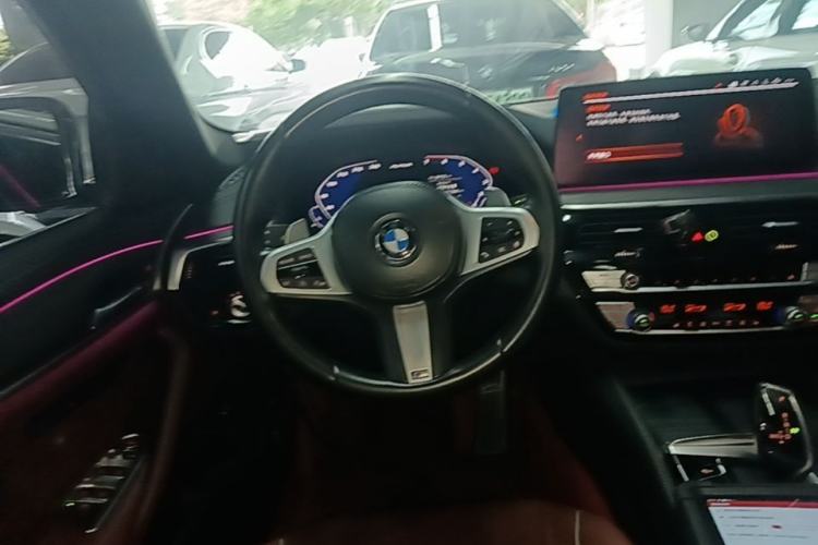 Used BMW 5 Series 2021 530Li Leading Model M Sport Package Steering Wheel