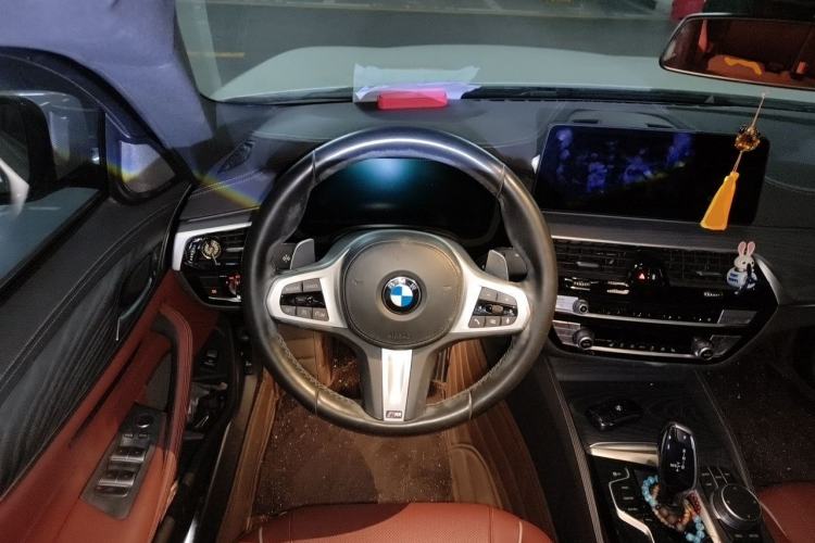 Used BMW 5 Series 2021 530Li Leading Model M Sport Package Steering Wheel