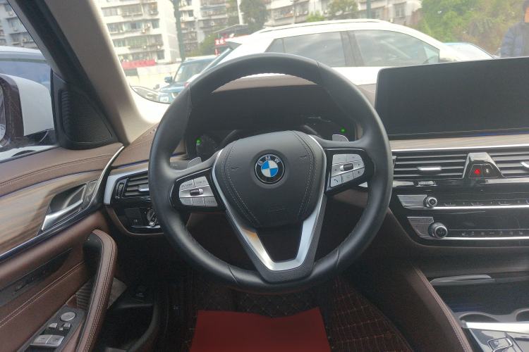 Used BMW 5 Series 2021 Restyled 530Li Leading Edition Luxury Package Steering Wheel