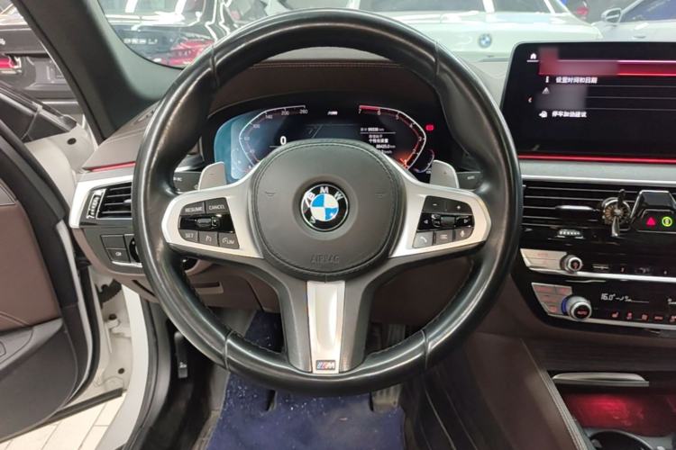Used BMW 5 Series 2021 530Li Leading Model M Sport Package Steering Wheel