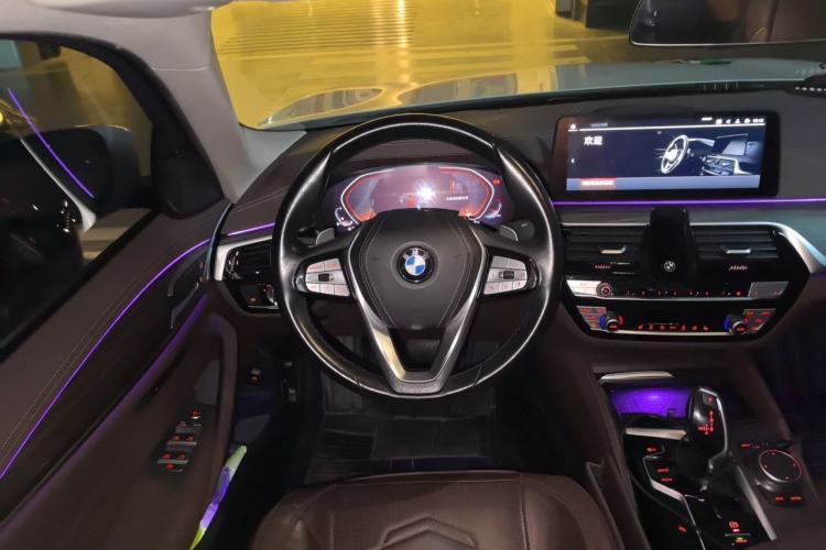 Used BMW 5 Series 2021 530Li Leading Luxury Package Steering Wheel