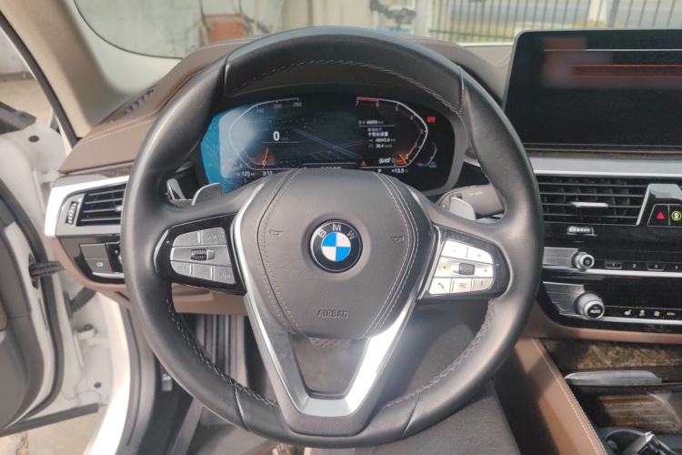 Used BMW 5 Series 2021 Restyled 530Li Leading Edition Luxury Package Steering Wheel