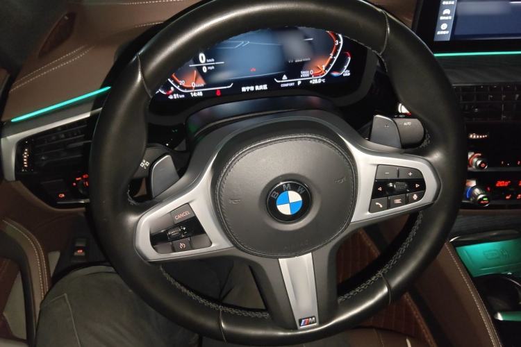 Used BMW 5 Series 2021 530Li Leading Model M Sport Package Steering Wheel