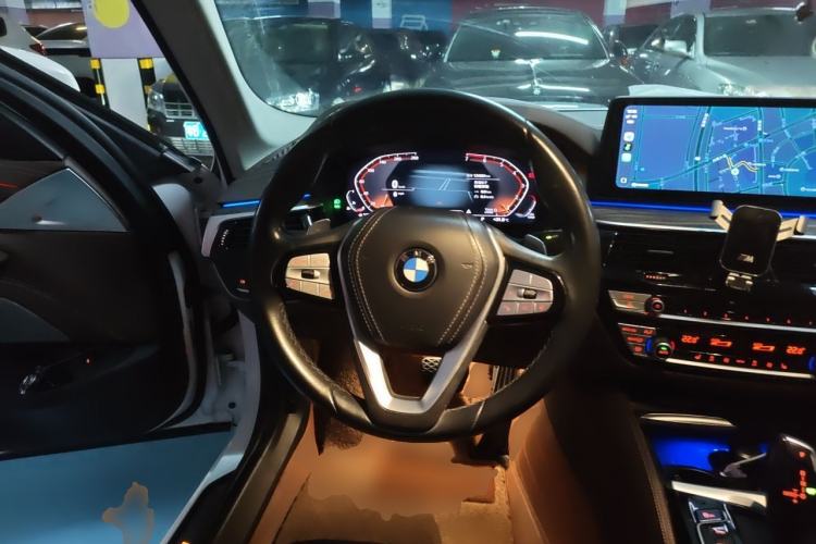 Used BMW 5 Series 2021 530Li Leading Luxury Package Steering Wheel