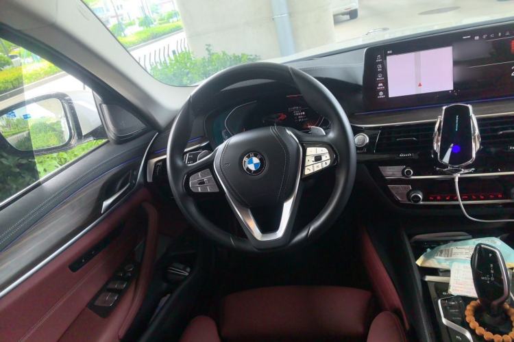 Used BMW 5 Series 2021 530Li Luxury Edition Premium Package Steering Wheel