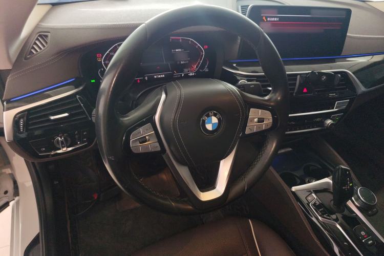 Used BMW 5 Series 2021 525Li Luxury Package Steering Wheel