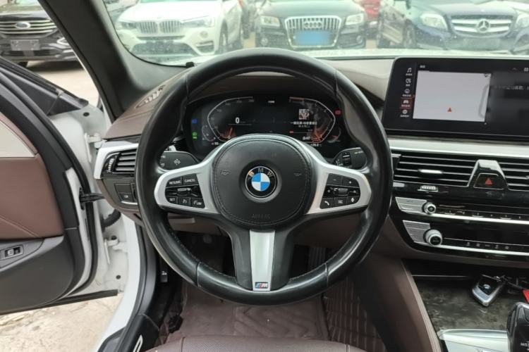 Used BMW 5 Series 2021 525Li M Sport Package Steering Wheel