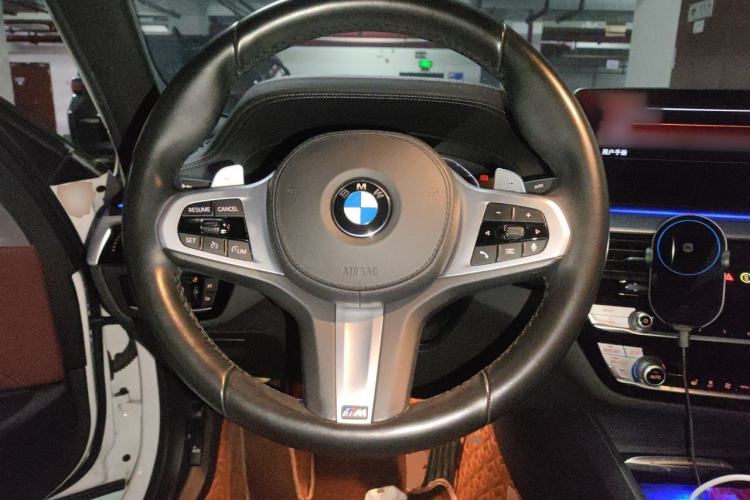 Used BMW 5 Series 2021 530Li Leading Model M Sport Package Steering Wheel