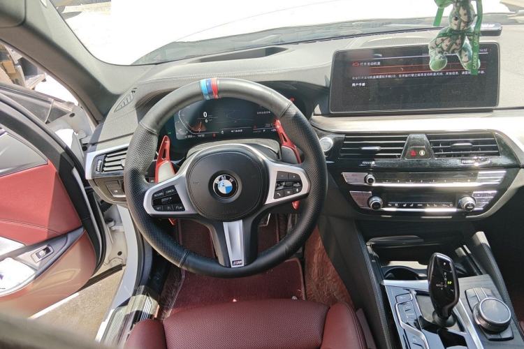 Used BMW 5 Series 2021 Restyled 530Li Luxury Edition M Sport Package Steering Wheel