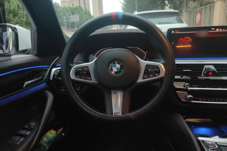 Used BMW 5 Series 2021 525Li M Sport Package Steering Wheel