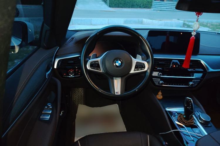 Used BMW 5 Series 2021 530Li Leading Model M Sport Package Steering Wheel