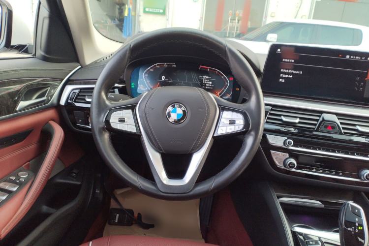 Used BMW 5 Series 2021 525Li Luxury Package Steering Wheel