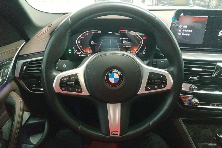 Used BMW 5 Series 2021 525Li M Sport Package Steering Wheel