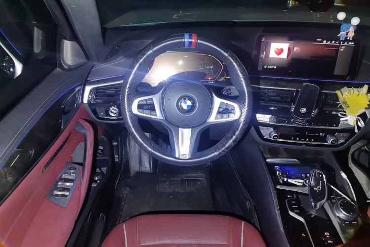 Used BMW 5 Series 2021 525Li M Sport Package Steering Wheel