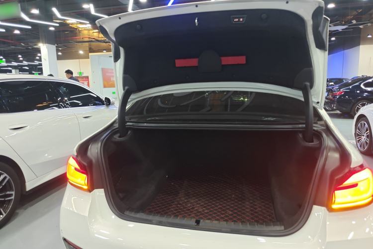 Used BMW 5 Series 2021 530i M Sport Package Trunk