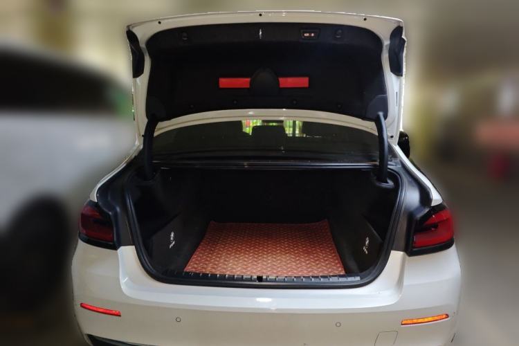 Used BMW 5 Series 2021 525Li Luxury Package Trunk
