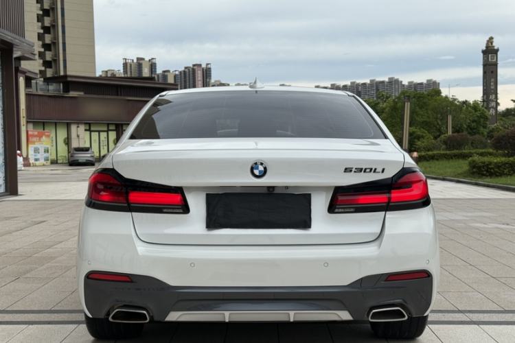 Used BMW 5 Series 2021 Facelifted 530Li Leading Edition M Sport Package Trunk