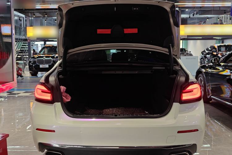 Used BMW 5 Series 2021 530Li Luxury Edition Premium Package Trunk