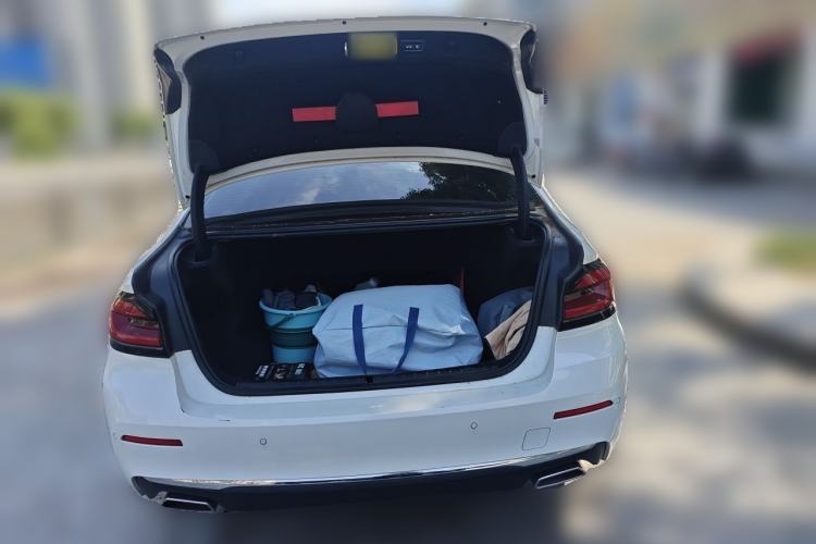 Used BMW 5 Series 2021 Restyled 530Li Leading Edition Luxury Package Trunk