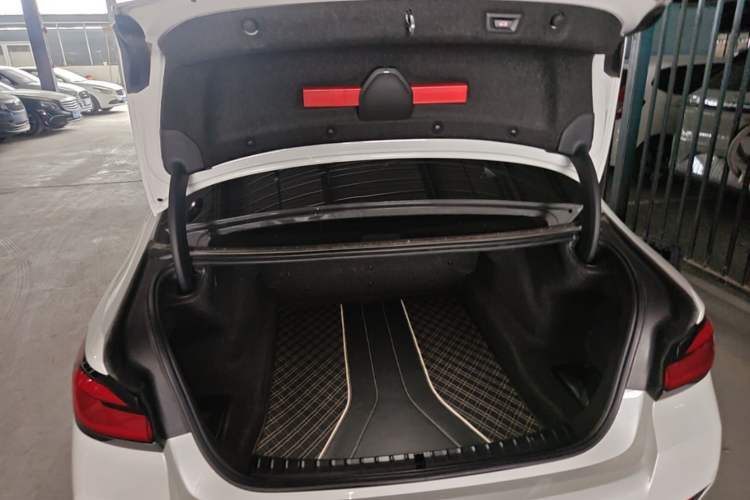 Used BMW 5 Series 2021 530Li Leading Model M Sport Package Trunk