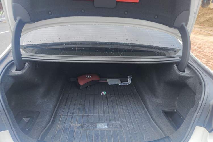 Used BMW 5 Series 2021 530Li Leading Model M Sport Package Trunk