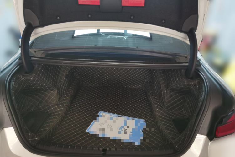 Used BMW 5 Series 2021 Facelifted 525Li M Sport Package Trunk