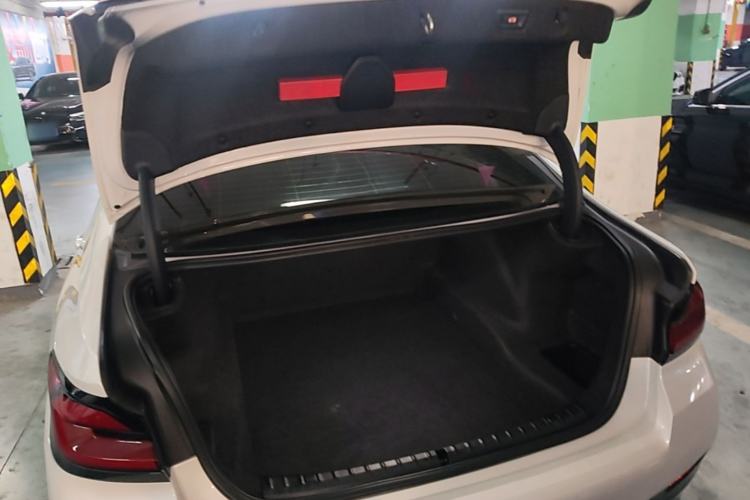 Used BMW 5 Series 2021 525Li M Sport Package Trunk