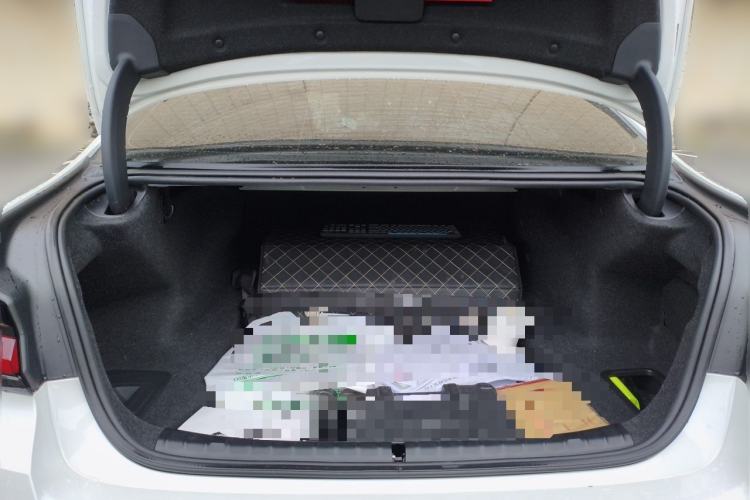 Used BMW 5 Series 2021 525Li M Sport Package Trunk