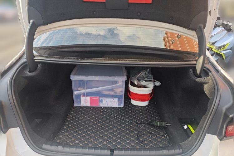 Used BMW 5 Series 2021 530Li Leading Model M Sport Package Trunk