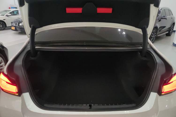 Used BMW 5 Series 2021 530Li Leading Model M Sport Package Trunk