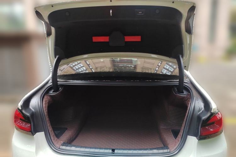 Used BMW 5 Series 2021 525Li Luxury Package Trunk