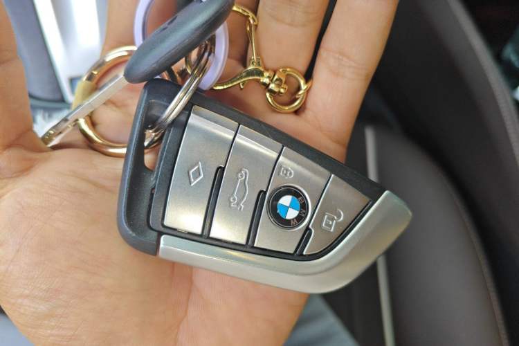 Used BMW 5 Series 2021 530Li Leading Model M Sport Package Vehicle Key