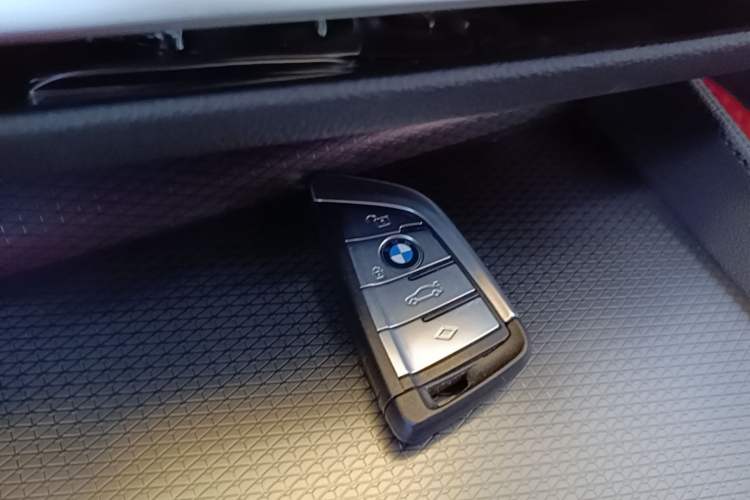 Used BMW 5 Series 2021 525i M Sport Package Vehicle Key
