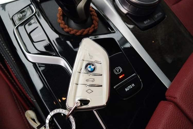 Used BMW 5 Series 2021 525Li Luxury Package Vehicle Key