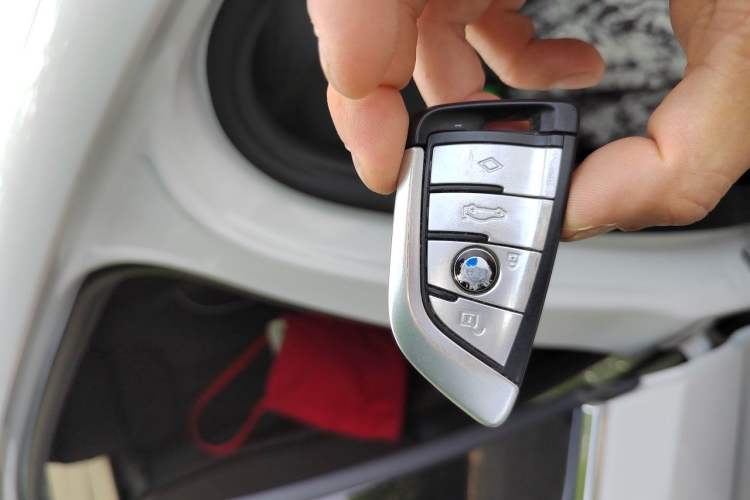 Used BMW 5 Series 2021 530Li Leading Model M Sport Package Vehicle Key